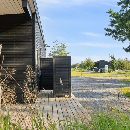 Uma - 1-5km From The Sea By Interhome